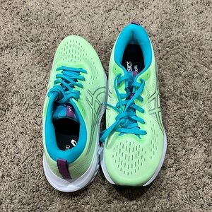 ASICS Women's Gel GT2000 Fluid Ride Brand New without tags
